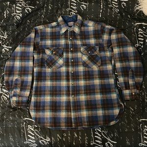 Vintage Pendleton Shirt Plaid Button Down 100% Pure Virgin Wool Large USA Men’s